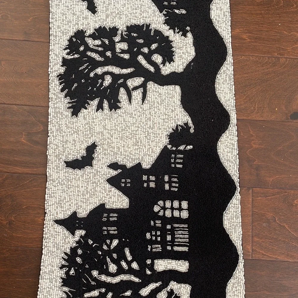 Tahari Home Haunted House Bats Halloween Beaded Table Runner 13”x36”- NWT